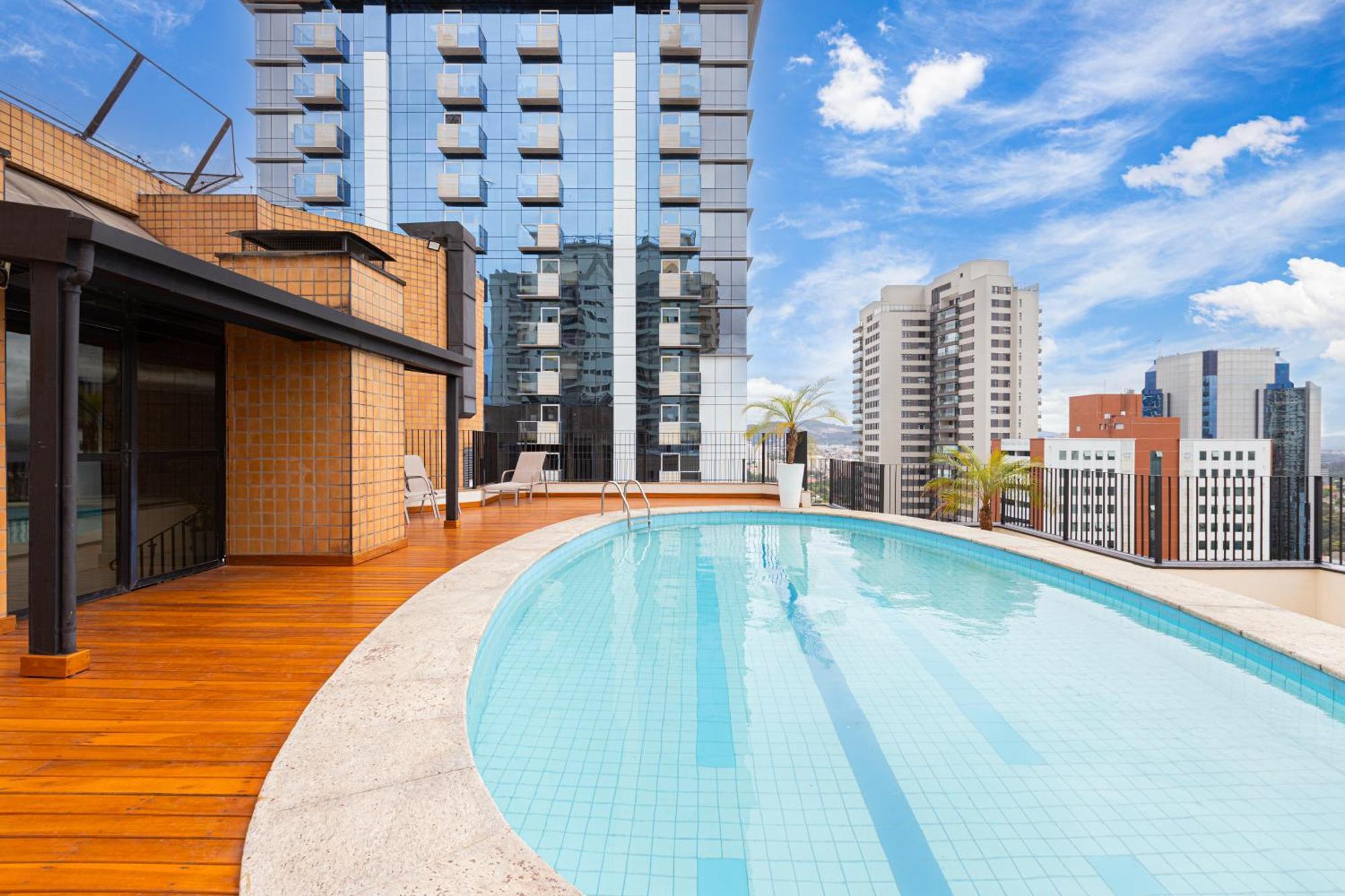 Sol - Flats Av Cauaxi By Anora Spaces バルエリ エクステリア 写真