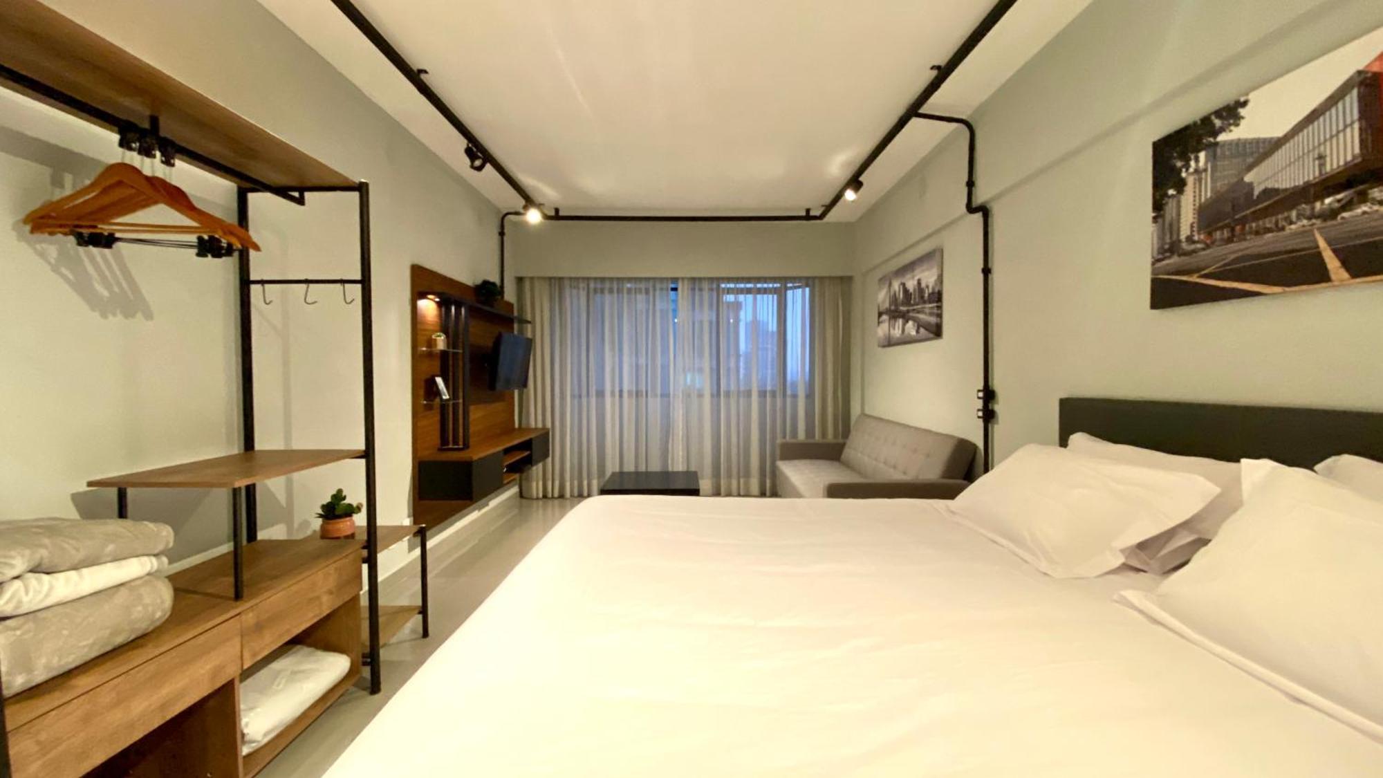 Sol - Flats Av Cauaxi By Anora Spaces バルエリ 部屋 写真