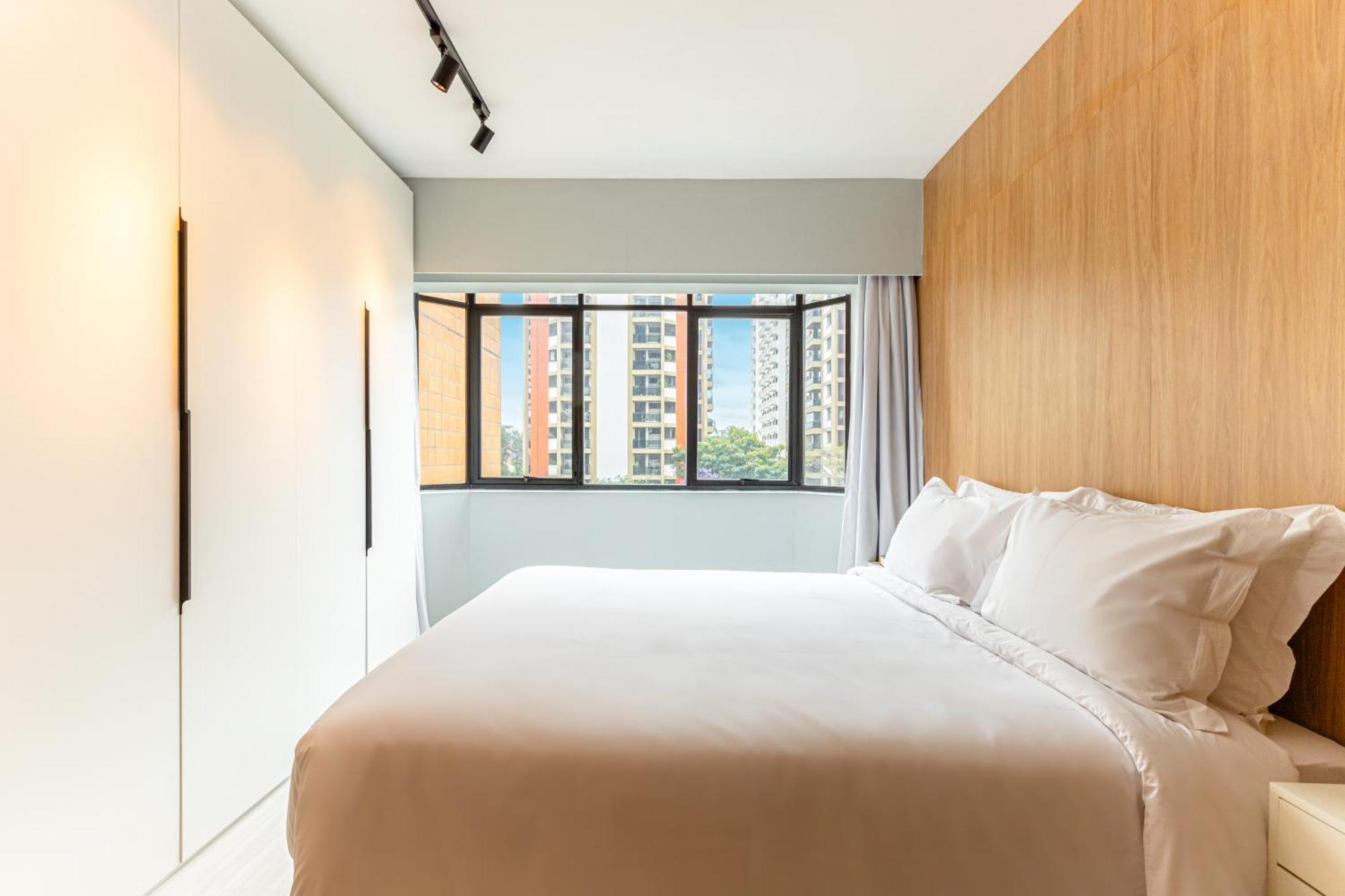 Sol - Flats Av Cauaxi By Anora Spaces バルエリ 部屋 写真